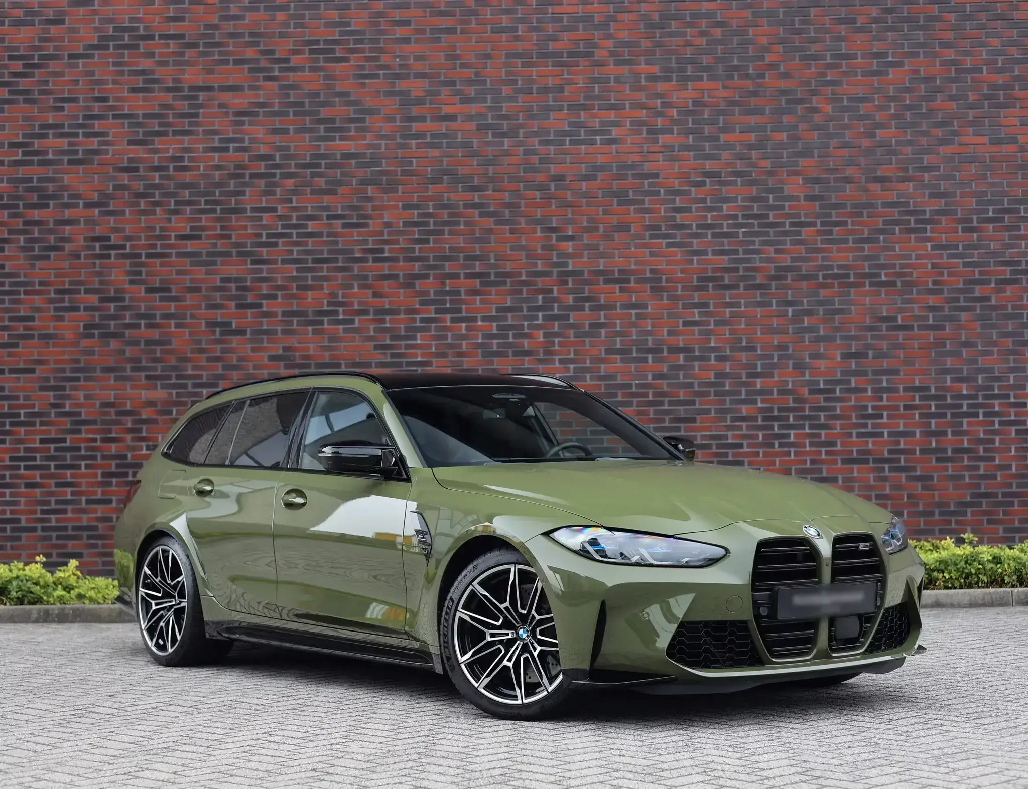 Luxury detailing BRM